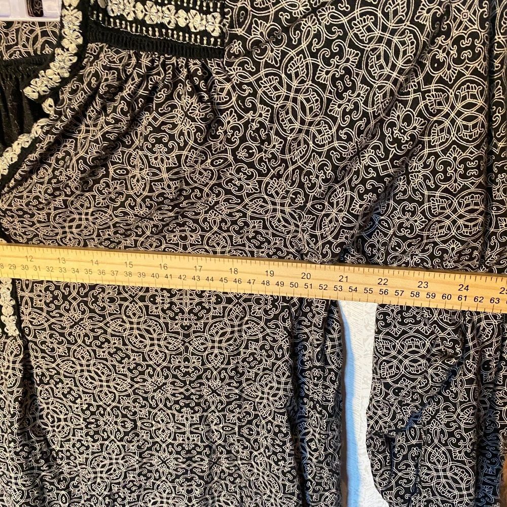 Lucky Brand Shirt Women's Size 1X Black White Boho Print 3/4 Sleeve V Neck - Picture 12 of 16